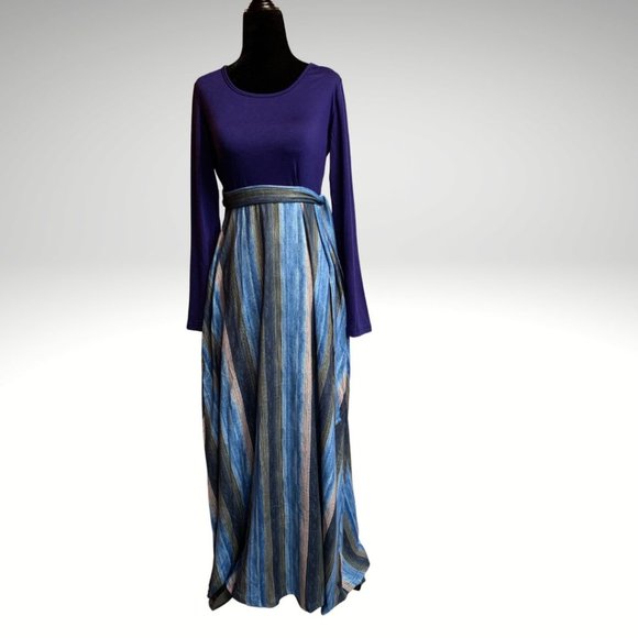 Block Striped Belted Dress - Picture 6 of 7